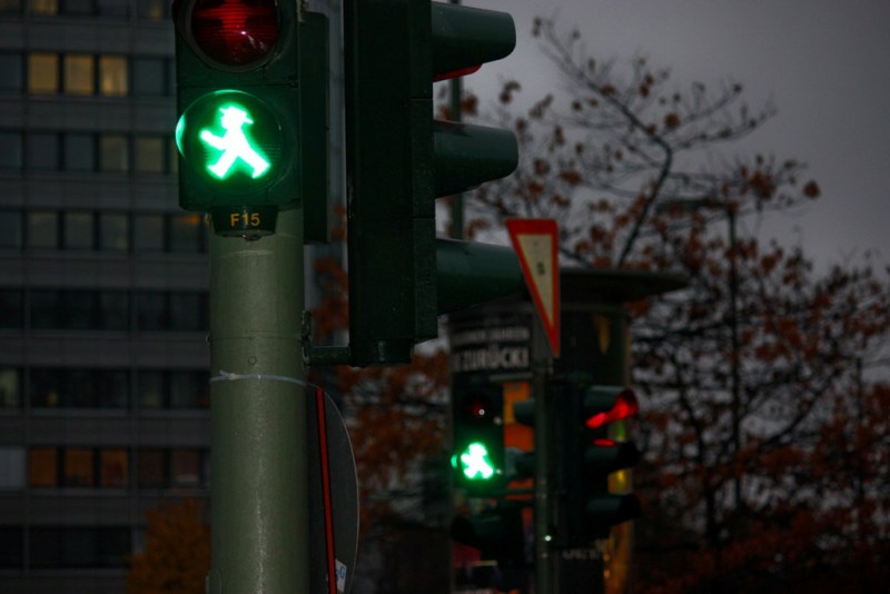 Небо над Берлином..., Регенсбургом, Мюнхеном и Парижем