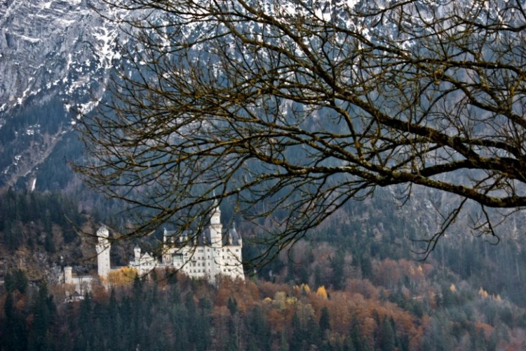 Небо над Берлином..., Регенсбургом, Мюнхеном и Парижем