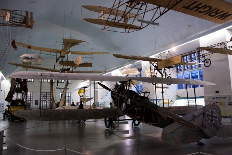 Небо над Берлином..., Регенсбургом, Мюнхеном и Парижем