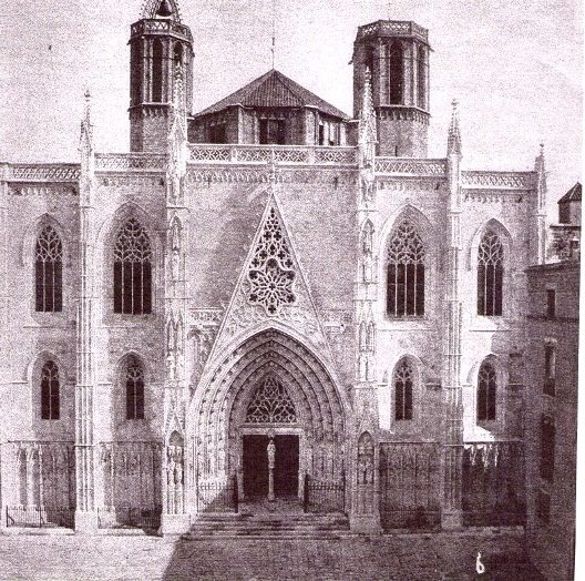 http://foto.awd.ru/data/media/92/Barcelona_Cathedral_1900.jpg